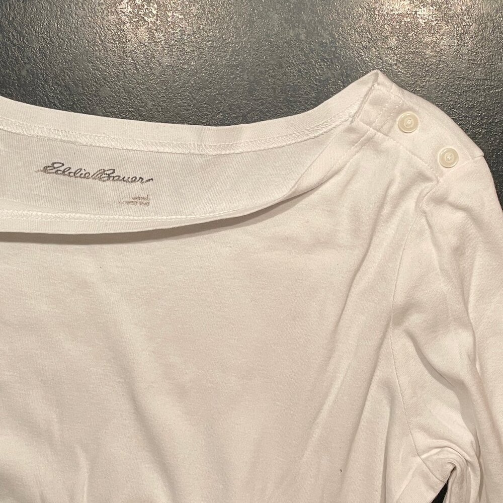 Women's White Cotton 3/4 Sleeve Top w/ Shoulder Button Accent (Large) - Picture 9 of 9